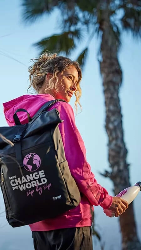 BWT Apparel for Sports and Leisure Woman with BWT Backpack and BWT Bottle