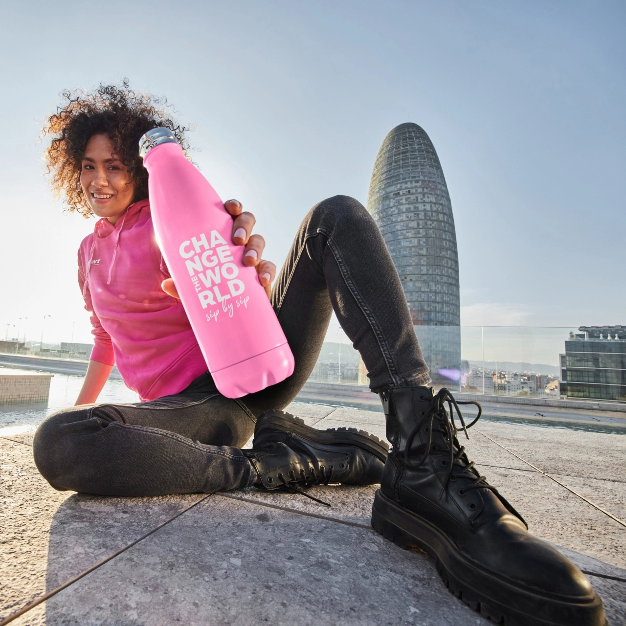 BWT Climate Bottle Woman with pink BWT hoodie and bottle